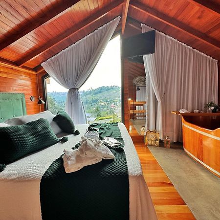 Capanna Del Vale - Um Refugio No Vale Dos Vinhedos Com Experiencia Exclusiva De Degustacao Na Vinicola Dom Candido Bento Goncalves Ngoại thất bức ảnh