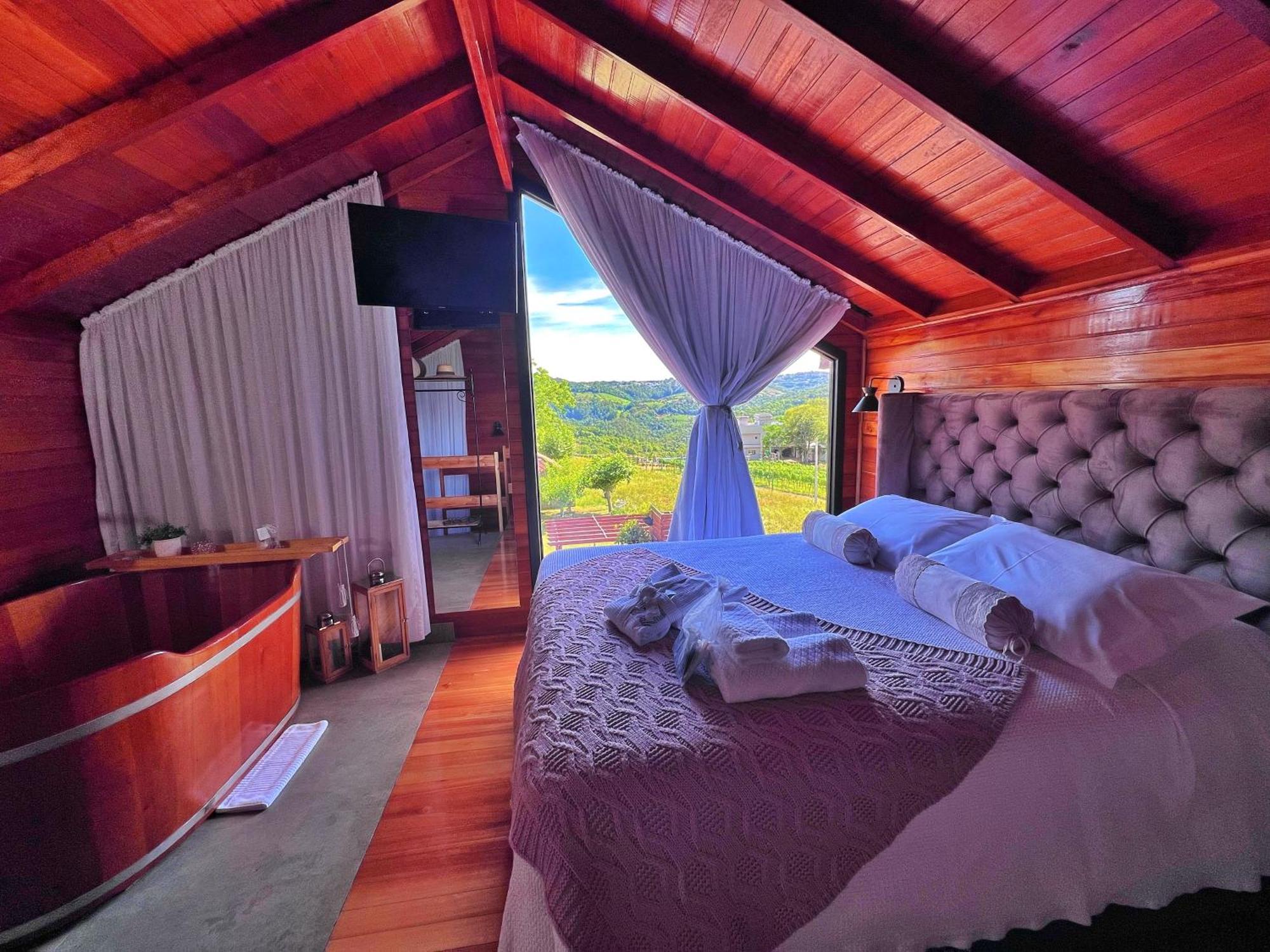Capanna Del Vale - Um Refugio No Vale Dos Vinhedos Com Experiencia Exclusiva De Degustacao Na Vinicola Dom Candido Bento Goncalves Ngoại thất bức ảnh