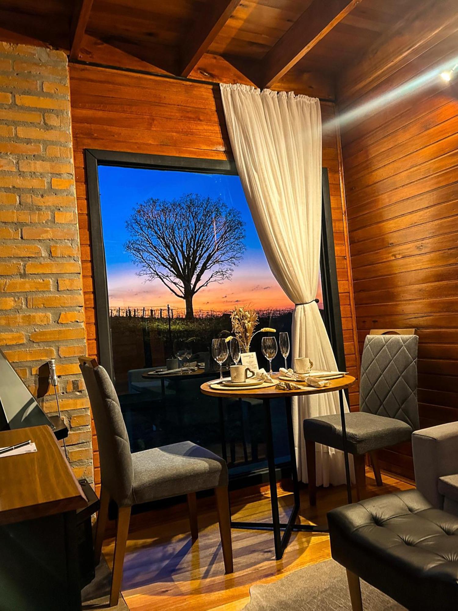 Capanna Del Vale - Um Refugio No Vale Dos Vinhedos Com Experiencia Exclusiva De Degustacao Na Vinicola Dom Candido Bento Goncalves Ngoại thất bức ảnh